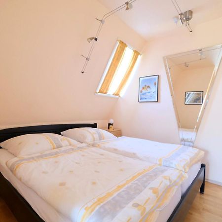 Landjaegerhaus Am Suedstrand - Wohnung 1 + 3 Wyk auf Föhr Eksteriør bilde